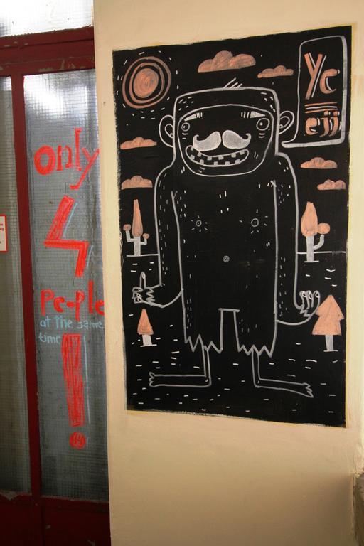 Dbc Hostel Budapest Eksteriør billede