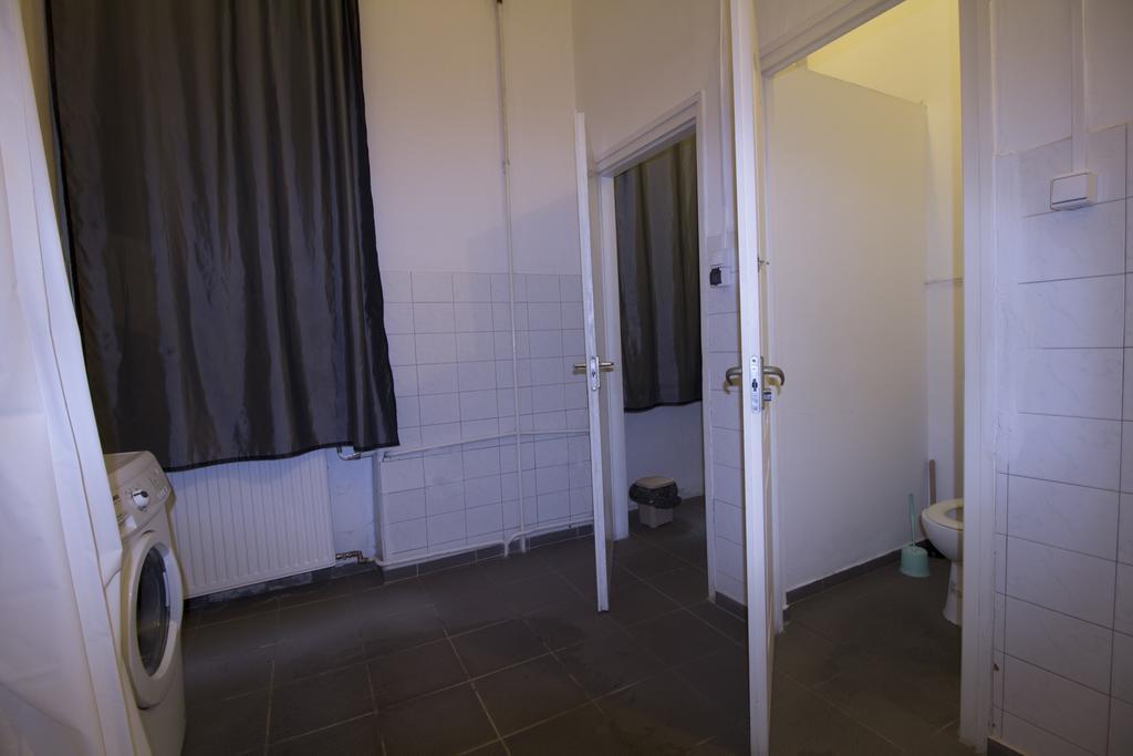 Dbc Hostel Budapest Eksteriør billede