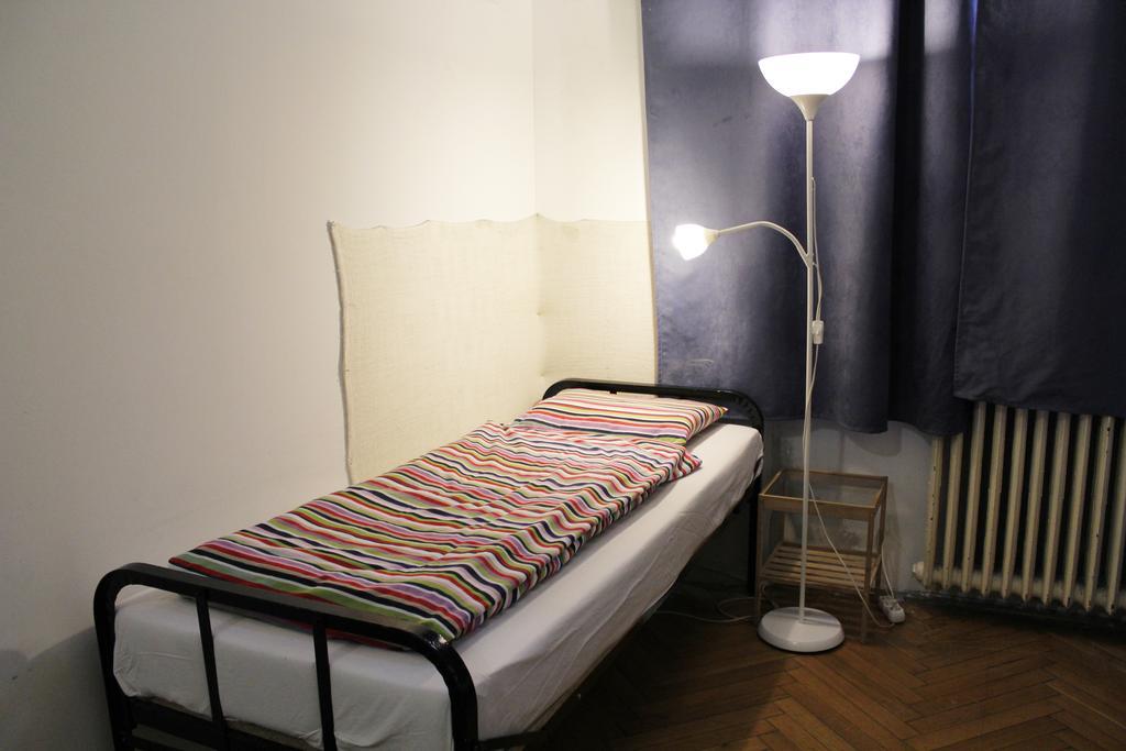 Dbc Hostel Budapest Eksteriør billede